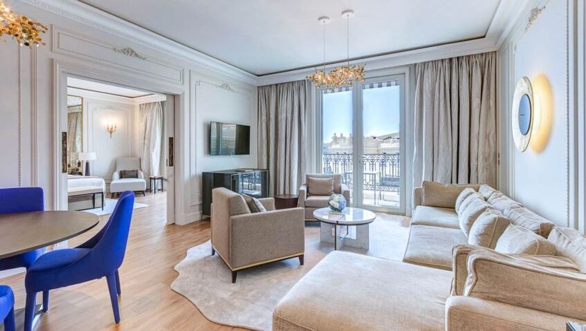 Hotel de Paris Monaco suite