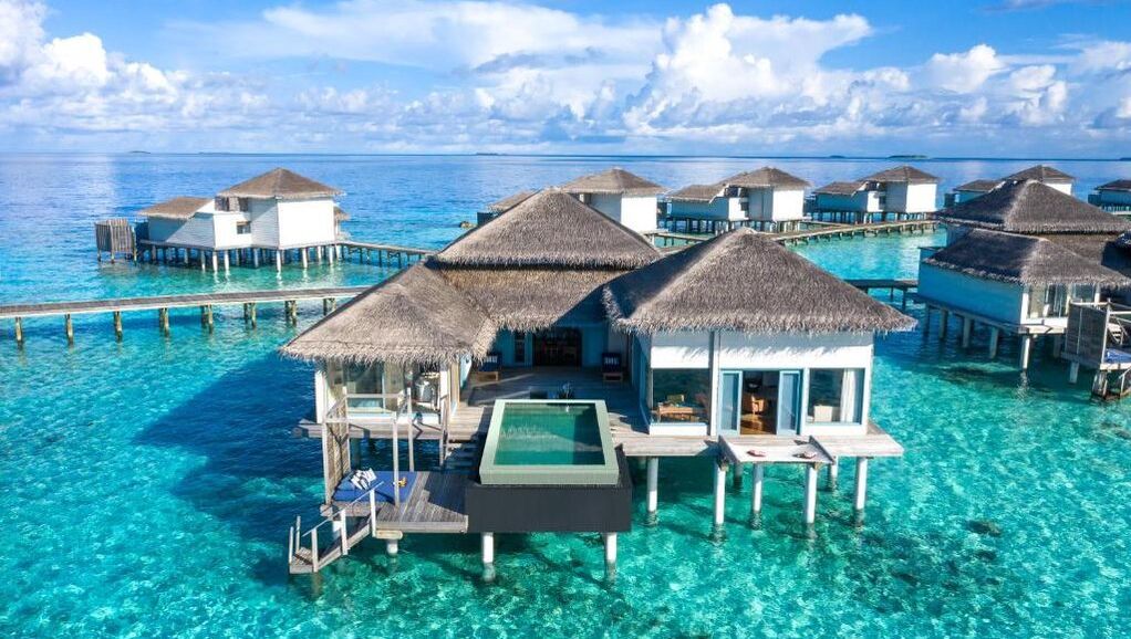 Raffles Maldives Villa